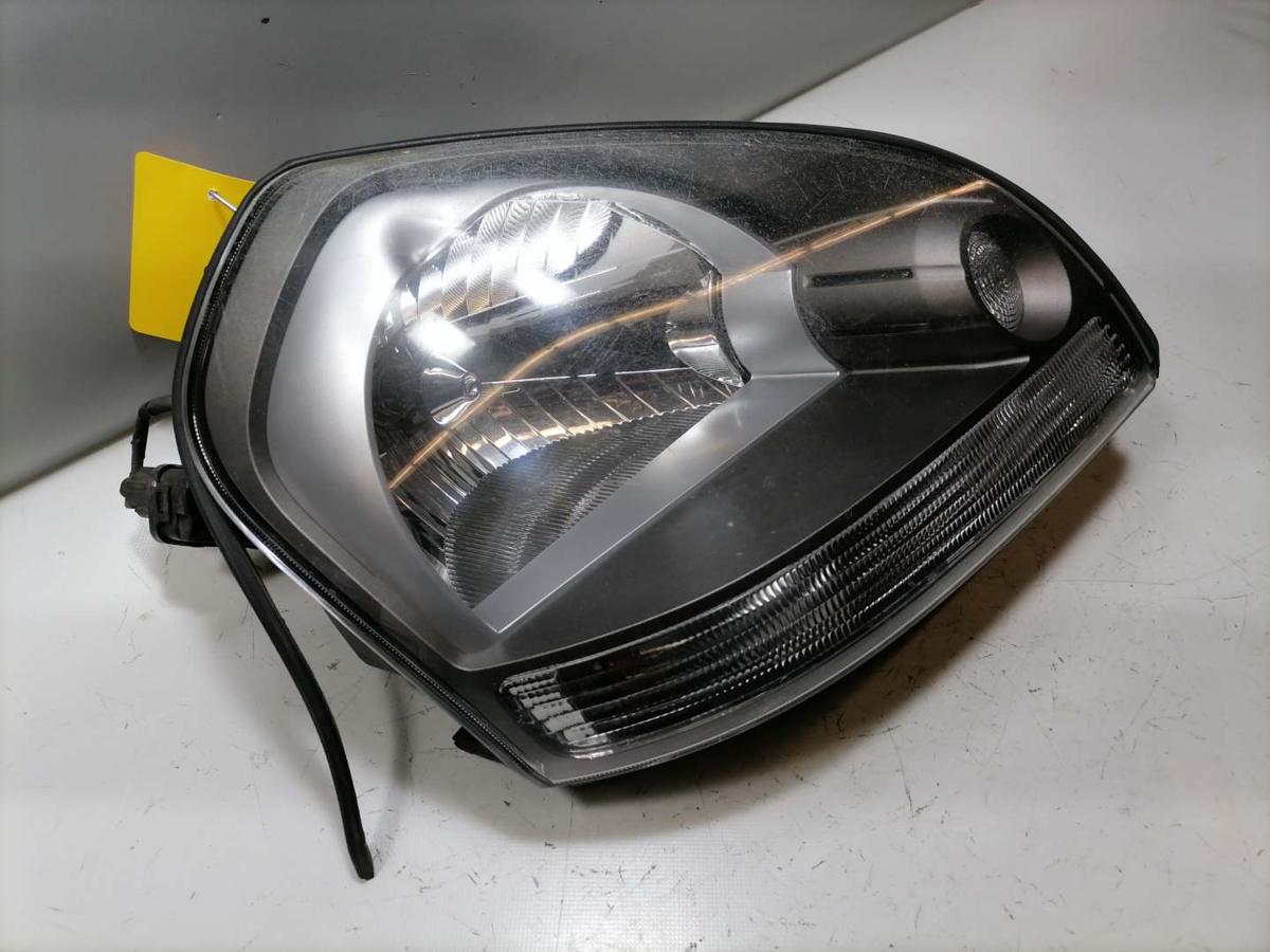 Hyundai Tucson original Scheinwerfer vorn rechts Halogen Bj.2005